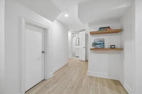 1460 Garth Street Hamilton ON L9B 1R6