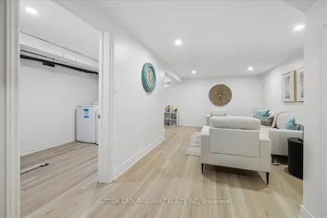 1460 Garth Street Hamilton ON L9B 1R6