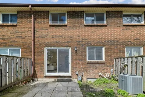 1460 Garth Street Hamilton ON L9B 1R6