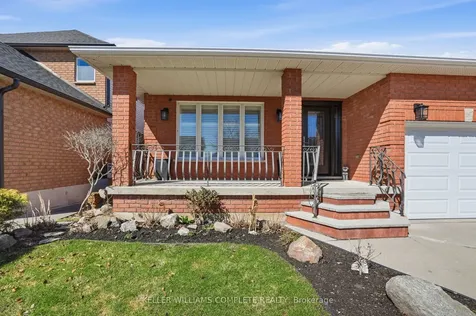 32 Highbury Drive Hamilton ON L8J 2T4
