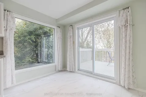 152 Mccurdy Drive E Kanata ON K2L 2Z6