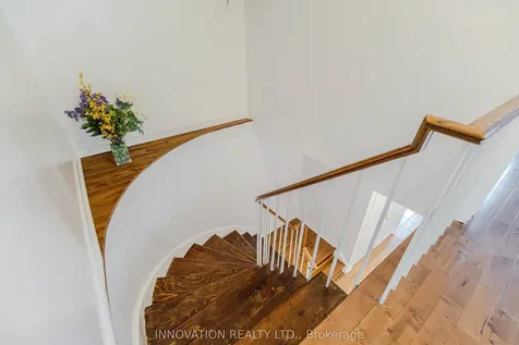 152 Mccurdy Drive E Kanata ON K2L 2Z6
