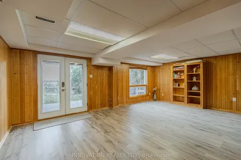 152 Mccurdy Drive E Kanata ON K2L 2Z6