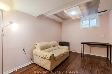 152 Mccurdy Drive E Kanata ON K2L 2Z6