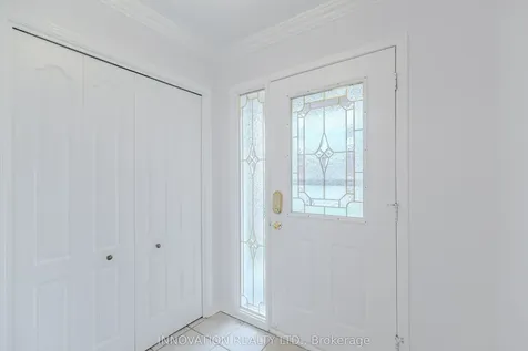 152 Mccurdy Drive E Kanata ON K2L 2Z6