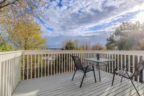 152 Mccurdy Drive E Kanata ON K2L 2Z6
