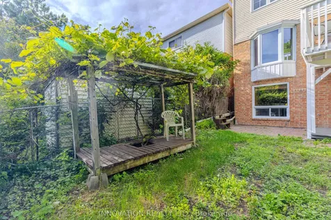 152 Mccurdy Drive E Kanata ON K2L 2Z6