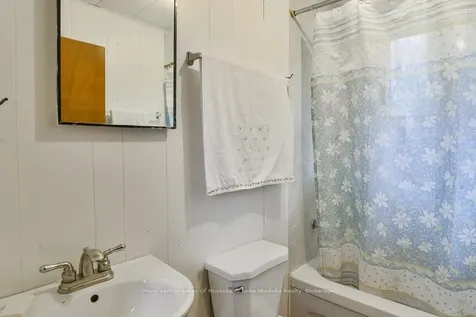 748 Whites Falls Road Georgian Bay ON L0K 1S0