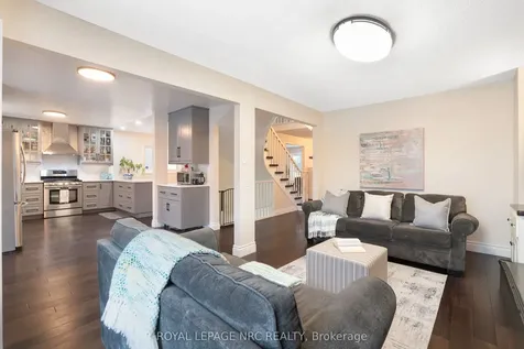 51 Briarsdale Crescent Welland ON L3C 6S7
