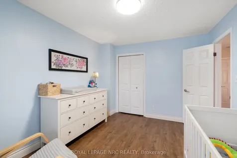 51 Briarsdale Crescent Welland ON L3C 6S7