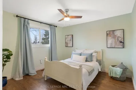 51 Briarsdale Crescent Welland ON L3C 6S7