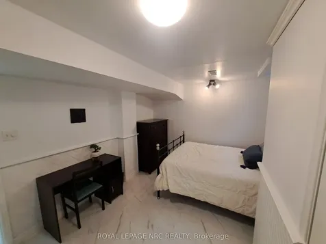 51 Briarsdale Crescent Welland ON L3C 6S7