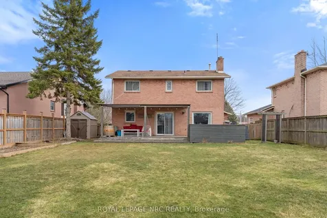 51 Briarsdale Crescent Welland ON L3C 6S7