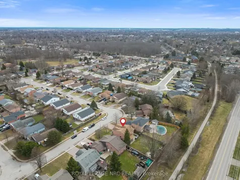 51 Briarsdale Crescent Welland ON L3C 6S7