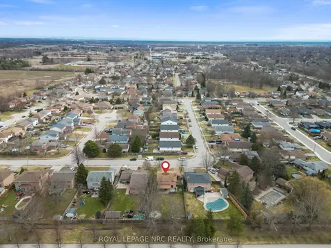51 Briarsdale Crescent Welland ON L3C 6S7