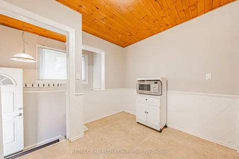 306 Victoria Road N Guelph ON N1E 5J4