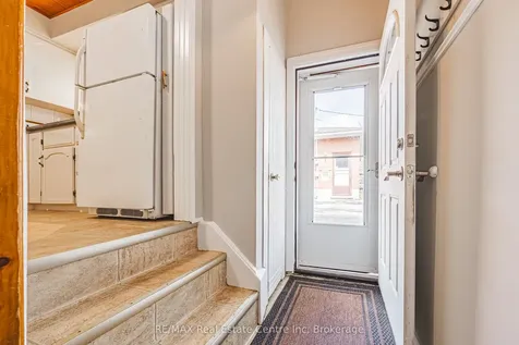 306 Victoria Road N Guelph ON N1E 5J4