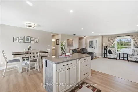 29 Stonegate Crescent Quinte West ON K0K 2C0