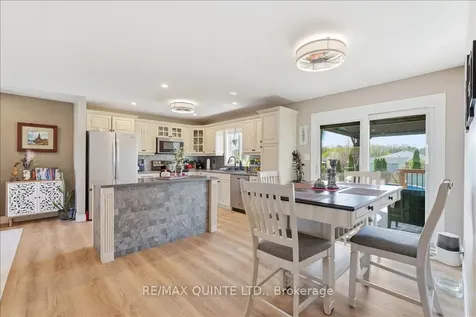 29 Stonegate Crescent Quinte West ON K0K 2C0