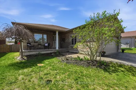 29 Stonegate Crescent Quinte West ON K0K 2C0