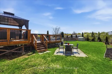 29 Stonegate Crescent Quinte West ON K0K 2C0
