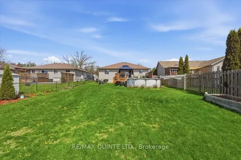 29 Stonegate Crescent Quinte West ON K0K 2C0