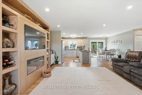 29 Stonegate Crescent Quinte West ON K0K 2C0