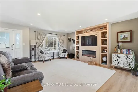 29 Stonegate Crescent Quinte West ON K0K 2C0