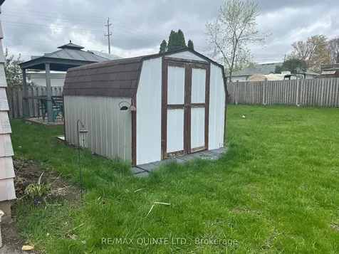 33 Ramsay Avenue Quinte West ON K8V 2P6