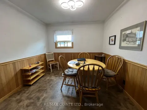 33 Ramsay Avenue Quinte West ON K8V 2P6