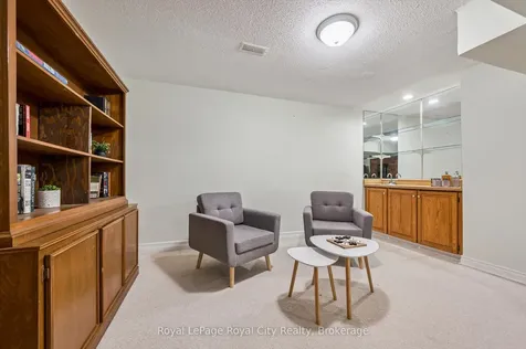 256 West Acres Drive Guelph ON N1H 7P1