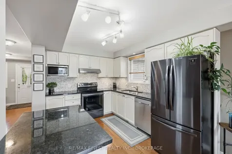 1466 Adams Avenue Kingston ON K7P 0B6