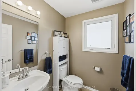 1466 Adams Avenue Kingston ON K7P 0B6