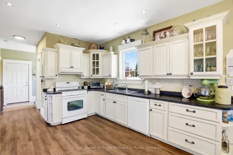 36603 Maitland Avenue Ashfield-colborne-wawanosh ON N7A 3Y1