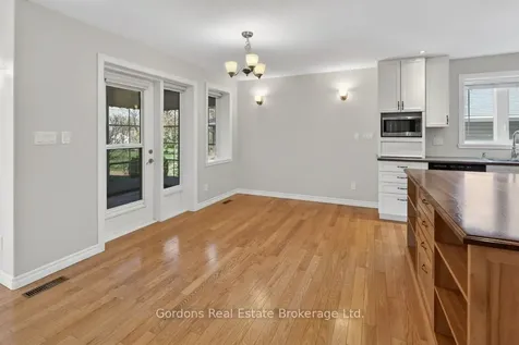 72 Mccabe Street Greater Napanee ON K7R 3P6