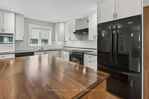 72 Mccabe Street Greater Napanee ON K7R 3P6