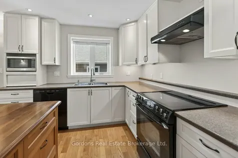 72 Mccabe Street Greater Napanee ON K7R 3P6