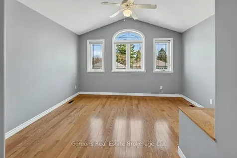 72 Mccabe Street Greater Napanee ON K7R 3P6