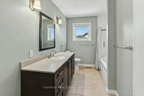 72 Mccabe Street Greater Napanee ON K7R 3P6