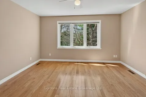 72 Mccabe Street Greater Napanee ON K7R 3P6