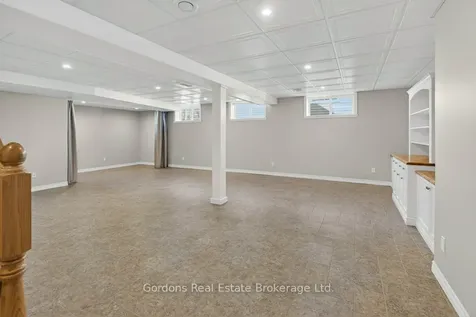 72 Mccabe Street Greater Napanee ON K7R 3P6