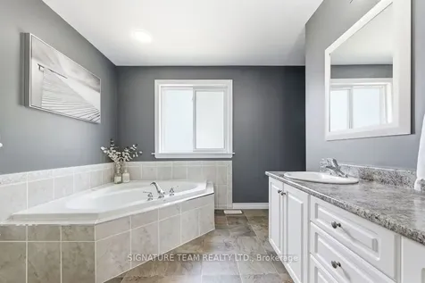 41 Audrey Street Petawawa ON K8H 1N5