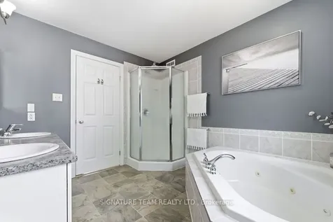 41 Audrey Street Petawawa ON K8H 1N5