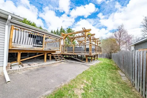 41 Audrey Street Petawawa ON K8H 1N5