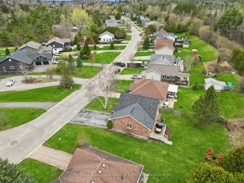 139 Milton Street Bracebridge ON P1L 2G4