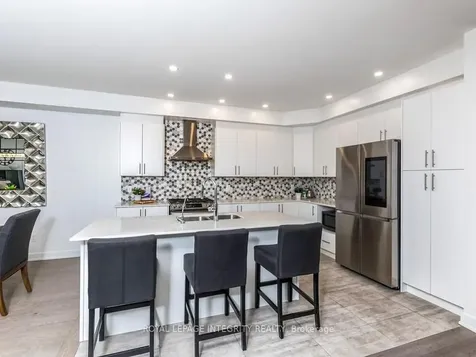 28 Mendoza Way Kanata ON K2S 2S6