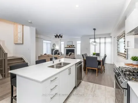 28 Mendoza Way Kanata ON K2S 2S6
