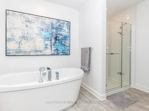 28 Mendoza Way Kanata ON K2S 2S6