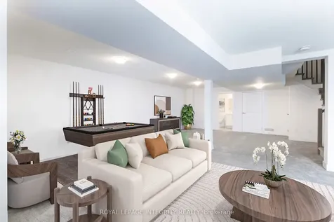28 Mendoza Way Kanata ON K2S 2S6