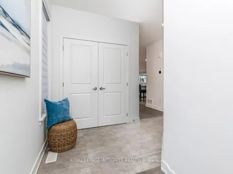28 Mendoza Way Kanata ON K2S 2S6
